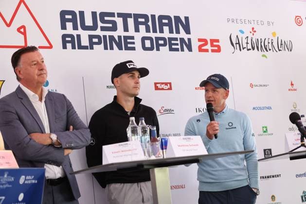 GOLF - Austrian Alpine Open HENNDORF,AUSTRIA,27.MAY.25 - GOLF - DP World Tour, Austrian Alpine Open, press conference, PK, Pressekonferenz Image shows Edwin Weindorfer (CEO Golf Enterprises), Matthias Schwab (AUT) and Luke Donald (GBR).  GEPAxpictures xMathiasxMandl
