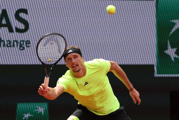 ROLAND GARROS 2025 Thierry Larret MAXPPP - PARIS (75) 27 05 2025 Thierry Larret Maxppp. Tennis. Roland Garros 2025. Internationaux de France de tennis. Stade Roland Garros, Paris (75). Le 27 mai. Court Suzanne Lenglen : Alexander ZVEREV (GER) vs Learner Tien (USA) - Tennis. Roland Garros 2025. French Open tennis tournament. Roland Garros Stadium, Paris (75) PARIS (75) STADE ROLAND GARROS PARIS ILE DE FRANCE FRANCE  Copyright: xMAXPPPxThierryxLarretx TLR202505279935 TLR202505279935