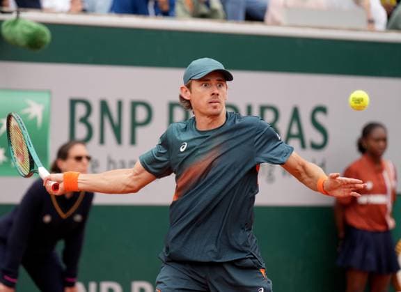 TENNIS - French Open 2025 PARIS,FRANCE,27.MAY.25 - TENNIS - ATP, Tennis Herren World Tour, French Open, Roland Garros, Grand Slam. Image shows Alex de Minaur (AUS).  GEPAxpictures xMichaelxRiedler