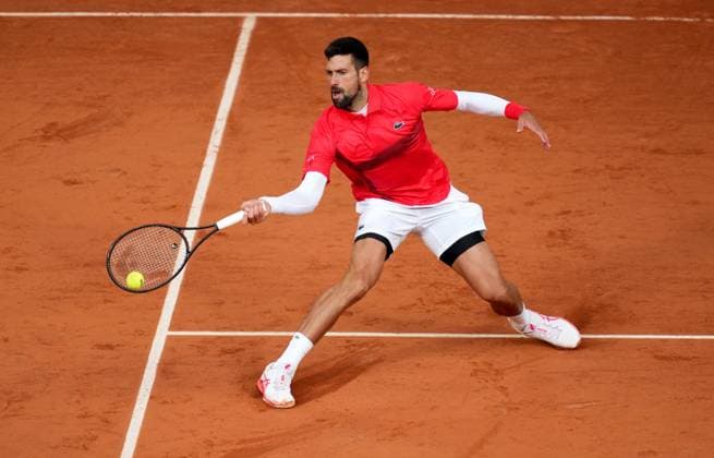 TENNIS - French Open 2025 PARIS,FRANCE,27.MAY.25 - TENNIS - ATP, Tennis Herren World Tour, French Open, Roland Garros, Grand Slam. Image shows Novak Djokovic (SRB).  GEPAxpictures xMichaelxRiedler