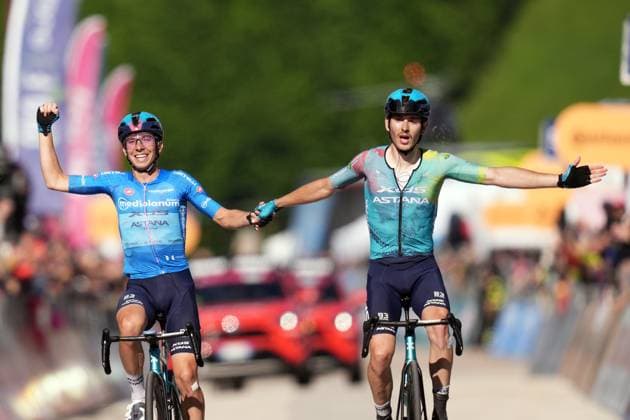 Scaroni Christian of Xds Astana Team winner of the stage with Fortunato Lorenzo of Xds Astana Team azure jersey during the stage 16 of the Giro d™Italia from Piazzola sul Brenta to San Valentino (Brentonico), Italy - Tuesday, May 27, 2025. - cycling.  Copyright: xMassimoxPaolone LaPressex