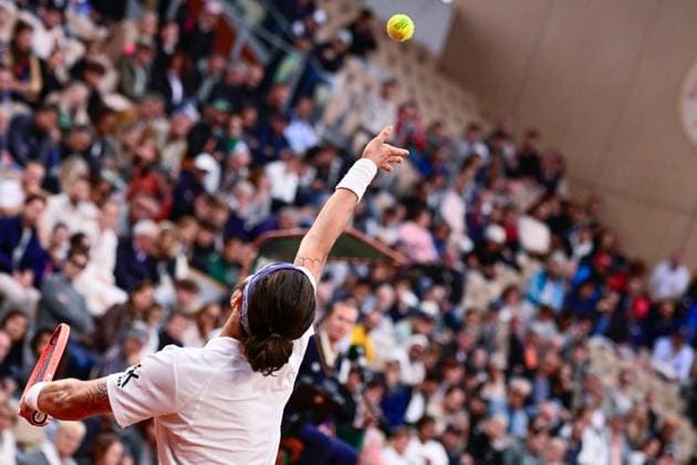 TENNIS : Roland Garros 2025 - Internationaux de France - 27 05 2025 Mattia Bellucci ( Italy ) serves during the 2025 French Open at Roland Garros on May 27, 2025 in Paris, France. ( Photo Dante Badano PSNewz ) - ParisFrance  Copyright: xx