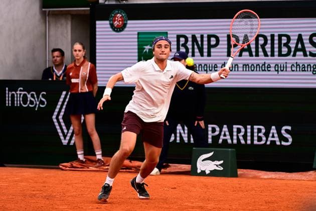 TENNIS : Roland Garros 2025 - Internationaux de France - 27 05 2025 Mattia Bellucci ( Italy ) during the 2025 French Open at Roland Garros on May 27, 2025 in Paris, France. ( Photo Dante Badano PSNewz ) - ParisFrance  Copyright: xx