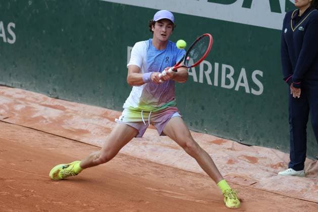 May 27, 2025, Paris, Celestynow, France: JOAO FONSECA of Brazil during the match against Hubert Hurkacz of Poland of French Open 2025 at Roland Garros in Paris. Paris France - ZUMAc278 20250527_zsp_c278_037 Copyright: xMarcinxCholewinskix