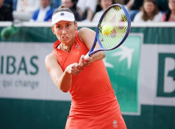 Belgian Elise Mertens pictured in action during a match between French Boisson and Belgian Mertens in the first round of the Women s Singles at the Roland Garros French Open tennis tournament, in Paris, France, Tuesday 27 May 2025. This year s tournament takes place from 25 May to 08 June. BENOITxDOPPAGNE  x125506885x