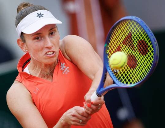 Belgian Elise Mertens pictured in action during a match between French Boisson and Belgian Mertens in the first round of the Women s Singles at the Roland Garros French Open tennis tournament, in Paris, France, Tuesday 27 May 2025. This year s tournament takes place from 25 May to 08 June. BENOITxDOPPAGNE  x125506890x