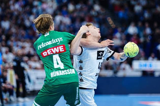Andri Mar Runarsson SC DHfK Leipzig, 04 , Emil Wernsdorf Madsen THW Kiel, 45 GER, THW Kiel vs SC DHfK Leipzig, Handball, Bundesliga, Matchday, 31, Season 2024 2025, 28 05 2025 GER, THW Kiel vs SC DHfK Leipzig, Handball, Bundesliga, Matchday, 31, Season 2024 2025, 28 05 2025 Kiel Copyright: xEibner-Pressefoto MarcelxvonxFehrnx EP_MFN