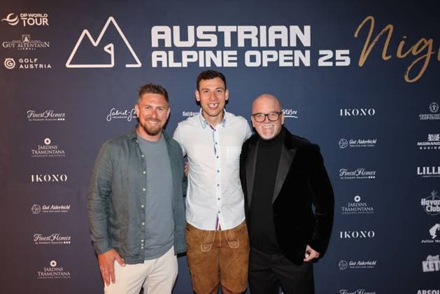 GOLF - Austrian Alpine Open HENNDORF,AUSTRIA,28.MAY.25 - GOLF - DP World Tour, Austrian Alpine Open Night, Golfclub Gut Altentann. Image shows Max Franz, Peter Hochkofler and DJ Oetzi.  GEPAxpictures xMathiasxMandl