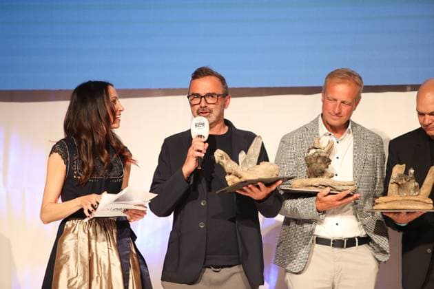 GOLF - Austrian Alpine Open HENNDORF,AUSTRIA,28.MAY.25 - GOLF - DP World Tour, Austrian Alpine Open Night, Golfclub Gut Altentann. Image shows the winners.  GEPAxpictures xMathiasxMandl