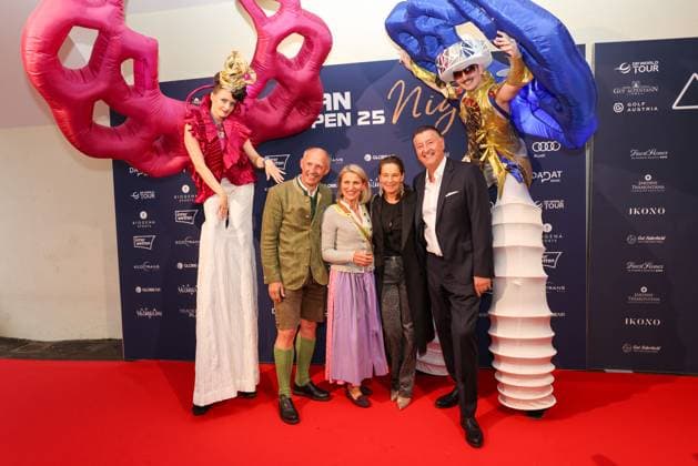 GOLF - Austrian Alpine Open HENNDORF,AUSTRIA,28.MAY.25 - GOLF - DP World Tour, Austrian Alpine Open Night, Golfclub Gut Altentann. Image shows Leo Bauernberger (CEO Salzburgerland Tourismus), Edwin Weindorfer (CEO Golf Enterprises) and guests.  GEPAxpictures xMathiasxMandl