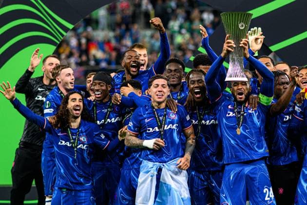 WROCLAW, POLAND - 28 MAY, 2025: Medal ceremony, Marc Cucurella, Enzo Fernandez, Reece James, Malo GustoTrevoh Chalobah, Tosin Adarabioyo - The final match UEFA Europa Conference League Real Betis vs Chelsea FC at Wroclaw Stadium.  Copyright: xVitaliixKliuievx