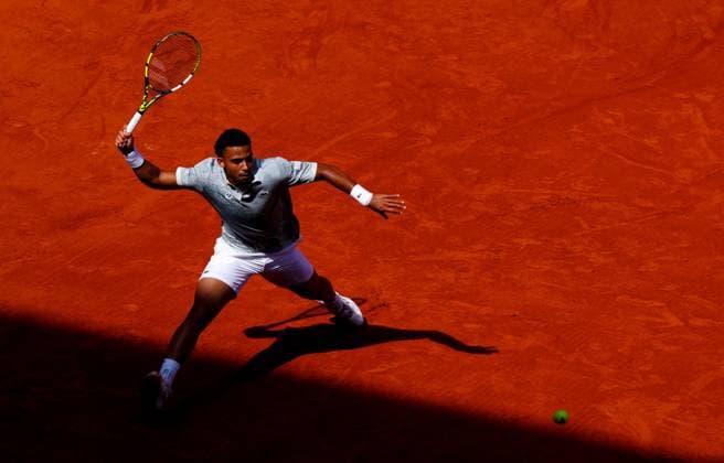 Arthur Fils in second round action French Open Tennis, Day Five, Tennis, Roland Garros, Paris, France - 29 May 2025 EDITORIAL USE ONLY No use with unauthorised audio, video, data, fixture lists, club league logos or live services. Online in-match use limited to 120 images, no video emulation. No use in betting, games or single club league player publications. Copyright: xJavierxGarcia Shutterstockx 15328390p