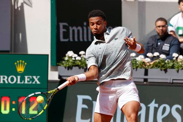 May 29, 2025, Paris, Paris, France: Arthur Fils (FRA) n action during the tennis Grand Slam of Roland Garros 2025,match betweenJaume Munar (ESP) and Arthur Fils (FRA) at Roland Garros Stadium - on May 29 2025.Paris - France Paris France - ZUMAb253 20250529_zsp_b253_008 Copyright: xLoicxBaratouxx