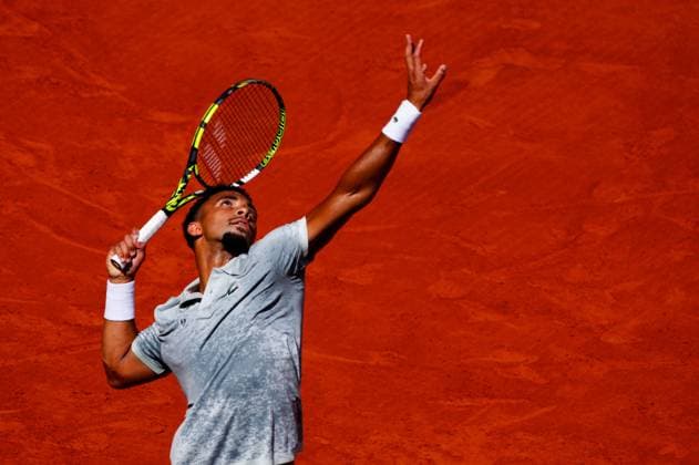 Arthur Fils in second round action French Open Tennis, Day Five, Tennis, Roland Garros, Paris, France - 29 May 2025 EDITORIAL USE ONLY No use with unauthorised audio, video, data, fixture lists, club league logos or live services. Online in-match use limited to 120 images, no video emulation. No use in betting, games or single club league player publications. Copyright: xJavierxGarcia Shutterstockx 15328390r