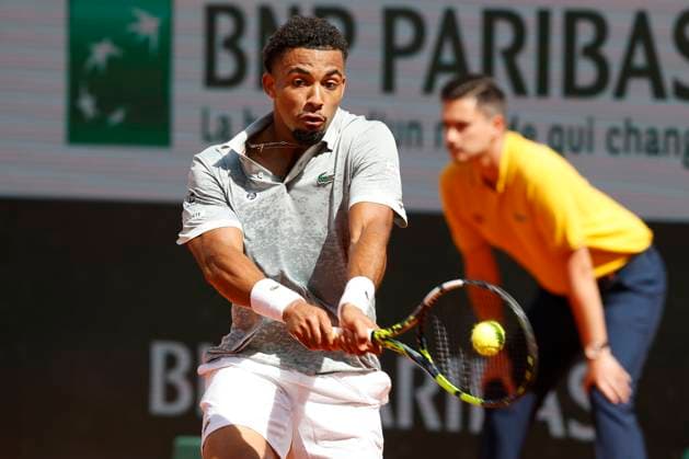 May 29, 2025, Paris, Paris, France: Arthur Fils (FRA) n action during the tennis Grand Slam of Roland Garros 2025,match betweenJaume Munar (ESP) and Arthur Fils (FRA) at Roland Garros Stadium - on May 29 2025.Paris - France Paris France - ZUMAb253 20250529_zsp_b253_020 Copyright: xLoicxBaratouxx