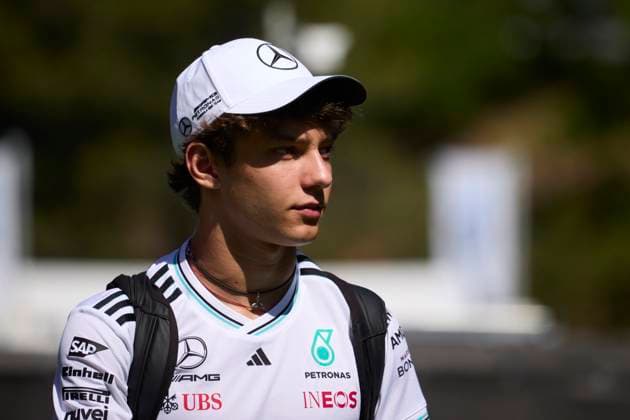 F1 Grand Prix of Spain - Previews Andrea Kimi Antonelli of Italy and Mercedes AMG Petronas F1 Team arrives in the Paddock during previews ahead of the F1 Grand Prix of Spain at Circuit de Barcelona-Catalunya on May 29, 2025, in Barcelona, Spain. Barcelona Circuit de Barcelona-Catalunya Catalunya Spain RL_F1GPESP2025_000019 Copyright: xRicardoxLarreinax
