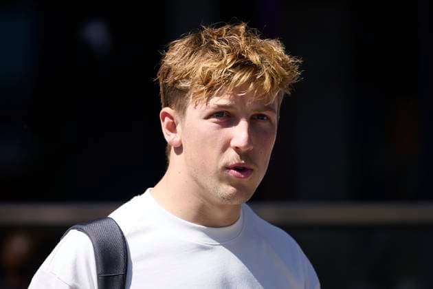 F1 Grand Prix of Spain - Previews Liam Lawson of New Zealand and Visa Cash App Racing Bulls Formula One Team arrives in the Paddock during previews ahead of the F1 Grand Prix of Spain at Circuit de Barcelona-Catalunya on May 29, 2025, in Barcelona, Spain. Barcelona Circuit de Barcelona-Catalunya Catalunya Spain RL_F1GPESP2025_000030 Copyright: xRicardoxLarreinax