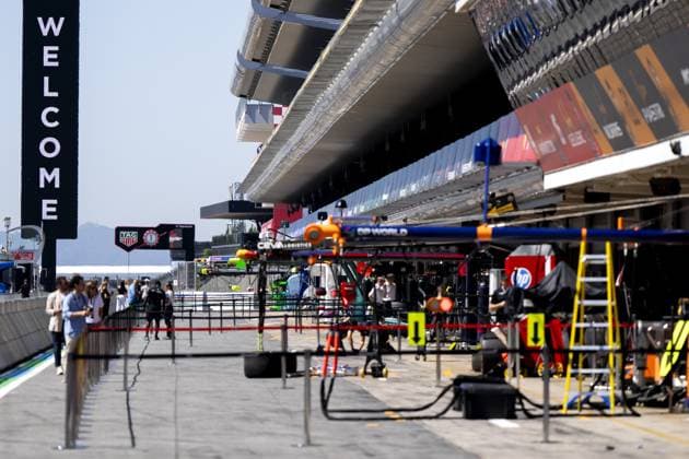 BARCELONA - The pit lane of the Circuit de Barcelona-Catalunya ahead of the Spanish Grand Prix. ANP SANDER KING xVIxANPxSportx xxANPxIVx 528948699 originalFilename: 528948699.jpg