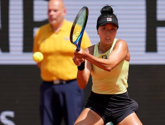 TENNIS - French Open 2025 PARIS,FRANCE,29.MAY.25 - TENNIS - WTA, Tennis Damen Tour, French Open, Roland Garros, Grand Slam. Image shows Ann Li (USA).  GEPAxpictures xMichaelxRiedler