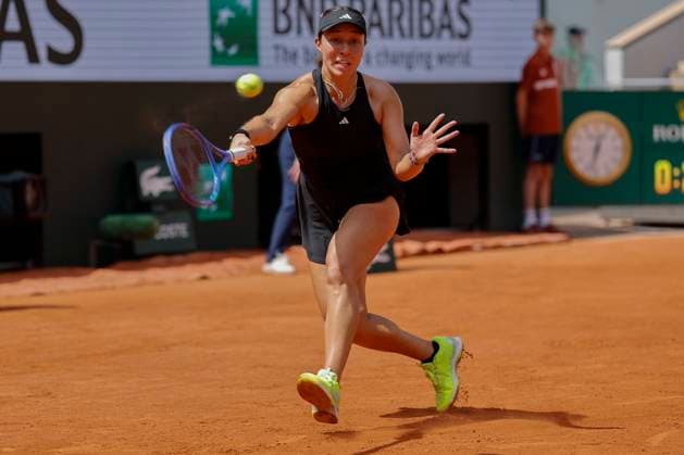 May 29, 2025, Paris, Paris, France: Jessica Pegula (USA) in action during the tennis Grand Slam of Roland Garros 2025,match betweenJaume Ann Li (USA) and Jessica Pegula (USA)at Roland Garros Stadium - on May 29 2025.Paris - France Paris France - ZUMAb253 20250529_zsp_b253_088 Copyright: xLoicxBaratouxx