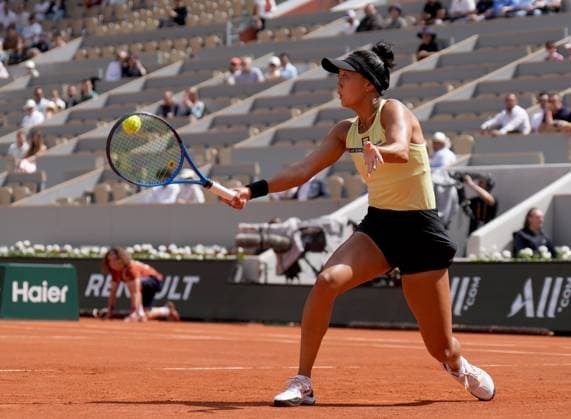 TENNIS - French Open 2025 PARIS,FRANCE,29.MAY.25 - TENNIS - WTA, Tennis Damen Tour, French Open, Roland Garros, Grand Slam. Image shows Ann Li (USA).  GEPAxpictures xMichaelxRiedler