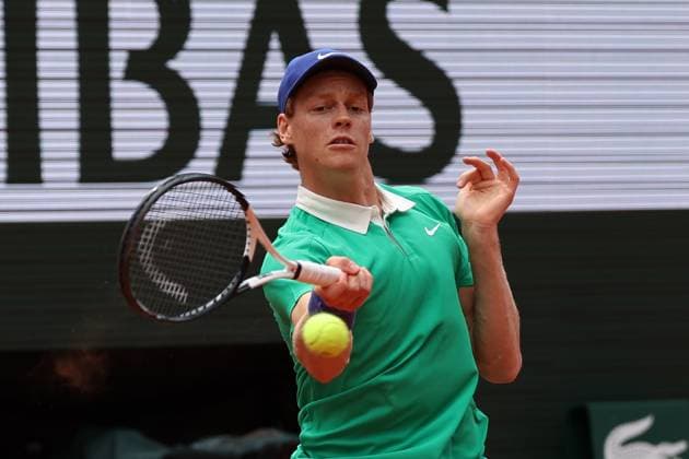 ROLAND GARROS 2025 Thierry Larret MAXPPP - PARIS (75) 29 05 2025 Thierry Larret Maxppp. Tennis. Roland Garros 2025. Internationaux de France de tennis. Stade Roland Garros, Paris (75). Le 29 mai. Court Phillipe Chatrier : Jannik SINNER (ITA) vs Richard GASQUET (FRA) PARIS (75) STADE ROLAND GARROS PARIS ILE DE FRANCE FRANCE  Copyright: xMAXPPPxThierryxLarretx TLR202505293773 TLR202505293773