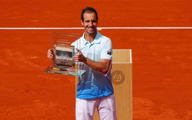 Richard Gasquet after his last ever match at Roland Garros French Open Tennis, Day Five, Tennis, Roland Garros, Paris, France - 29 May 2025 EDITORIAL USE ONLY No use with unauthorised audio, video, data, fixture lists, club league logos or live services. Online in-match use limited to 120 images, no video emulation. No use in betting, games or single club league player publications.  Copyright: xJavierxGarcia Shutterstockx 15328390bh