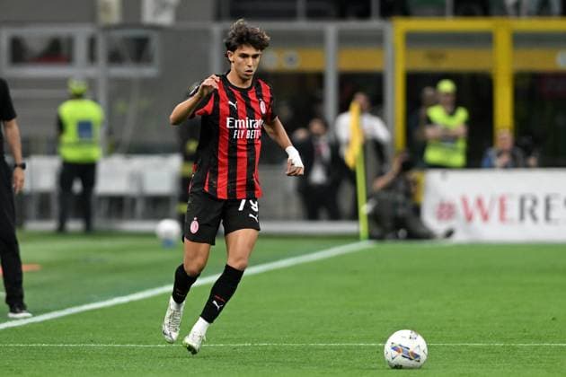 JOAO FELIX SEQUEIRA, Serie A 2024-25, Milan-Monza 2-0, Milan New Shirt 2025-26, azione, action, single shot SERIE A 2024-25 MILAN-MONZA 2-0 Milan Maglia Nuova 2025-26