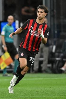 JOAO FELIX SEQUEIRA, Serie A 2024-25, Milan-Monza 2-0, Milan New Shirt 2025-26, azione, action, single shot SERIE A 2024-25 MILAN-MONZA 2-0 Milan Maglia Nuova 2025-26