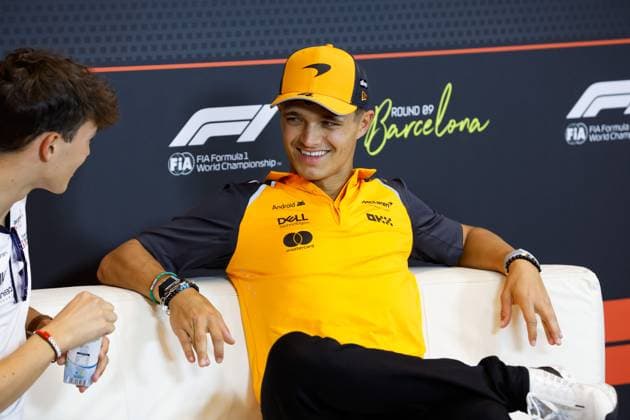 F1 - SPANISH GRAND PRIX 2025 NORRIS Lando (gbr), McLaren F1 Team MCL39, portrait in the press conference, PK, Pressekonferenz during the Formula 1 Aramco Gran Premio de Espana 2025, Spanish Grand Prix 2025, 9th round of the 2025 FIA Formula One World Championship, WM, Weltmeisterschaft from May 30 to June 1, 2025 on the Circuit de Barcelona-Catalunya, in Montmelo, Spain - MontmeloSpain Copyright: xJavierxJimenezx