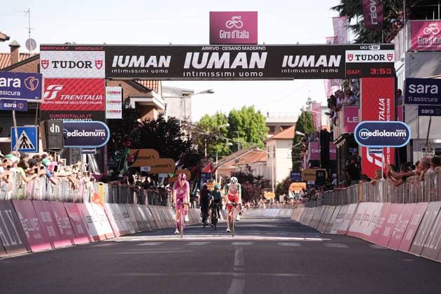 Del Toro Romero Isaac of Uae Team Emirates Xrg pink jersey on the finish line during the stage 18 of the Giro d™Italia from Morbegno to Cesano Maderno, Italy - Thursday, May 29, 2025. - cycling.  Copyright: xMarcoxAlpozzi LaPressex