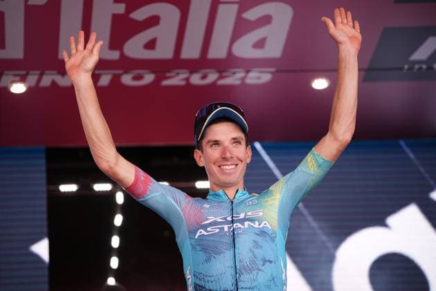 Fortunato Lorenzo of Xds Astana Team azure jersey on the podium during the stage 18 of the Giro d™Italia from Morbegno to Cesano Maderno, Italy - Thursday, May 29, 2025. - cycling.  Copyright: xMarcoxAlpozzi LaPressex