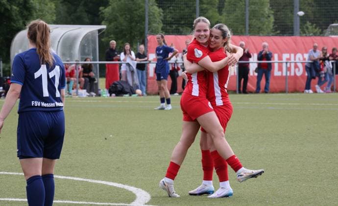 29 05 2025 xmgoodx Offenbach am Main, Soccer Hessenpokal 2024 2025 Semifinal Women Kickers Offenbach OFC FSV Hessen Wetzlar Goal celebration after the 2 0 by Leonie Gosch 8, OFC Women