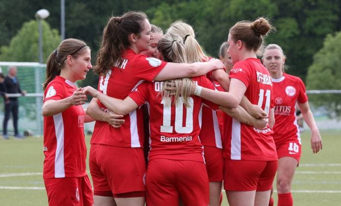 29 05 2025 xmgoodx Offenbach am Main, Soccer Hessenpokal 2024 2025 Semifinal Women Kickers Offenbach OFC FSV Hessen Wetzlar Goal celebration after the 2 0 by Leonie Gosch 8, OFC Women