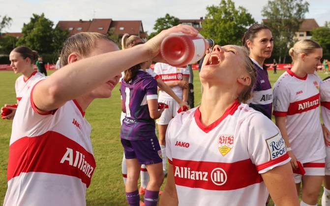 Münchingen , Football WFV Cup Final Women , VfB Stuttgart Women vs VfL Herrenberg , from left Leonie Kopp Leonie Maier VfB
