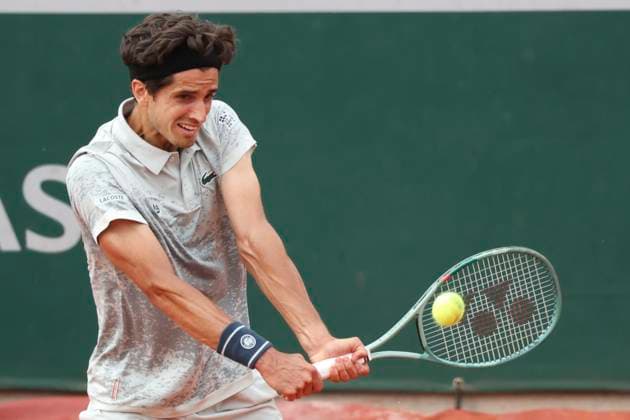 TENNIS : Roland Garros 2025 - Internationaux de France - 29 05 2025 Joao Fonseca (BRE) Vs Pierre-Hugues Herbert (FRA) ParisFrance  Copyright: xMichtofx