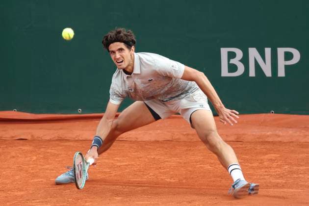 TENNIS : Roland Garros 2025 - Internationaux de France - 29 05 2025 Joao Fonseca (BRE) Vs Pierre-Hugues Herbert (FRA) ParisFrance  Copyright: xMichtofx