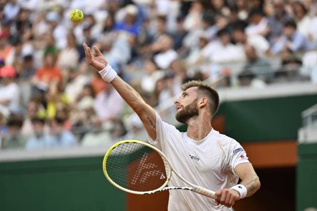 2025 Roland-Garros - Day 5 PARIS, FRANCE - MAY 29: Corentin Moutet of France in action against Novak Djokovic (not seen) of Serbia during the Men s Singles Second Round match on Day Five of the 2025 French Open at Roland Garros in Paris, France on May 29, 2025. Burak Akbulut Anadolu Paris France. Editorial use only. Please get in touch for any other usage.  Copyright: x2025xAnadoluxBurakxAkbulutx