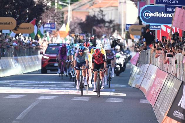 29-05-2025 Giro D italia; Tappa 18 Morbegno - Cesano Maderno; 2025, Xds - Astana; 2025, Arkea - Beb Hotel; Ulissi, Diego; Verre, Alessandro; Cesano Maderno; 