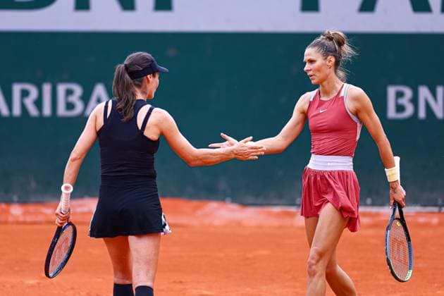 2025.05.29 Paryz French Open Roland Garros 2025 Monica Niculescu Katarzyna Piter - Leylah Fernandez Yulia Putintseva N z Katarzyna Piter Foto Pawel Andrachiewicz PressFocus 2025.05.29 Paris Tennis French Open Roland Garros 2025 Monica Niculescu Katarzyna Piter - Leylah Fernandez Yulia Putintseva Katarzyna Piter Credit: Pawel Andrachiewicz PressFocus NEWSPIX.PL --- newspix.pl 
