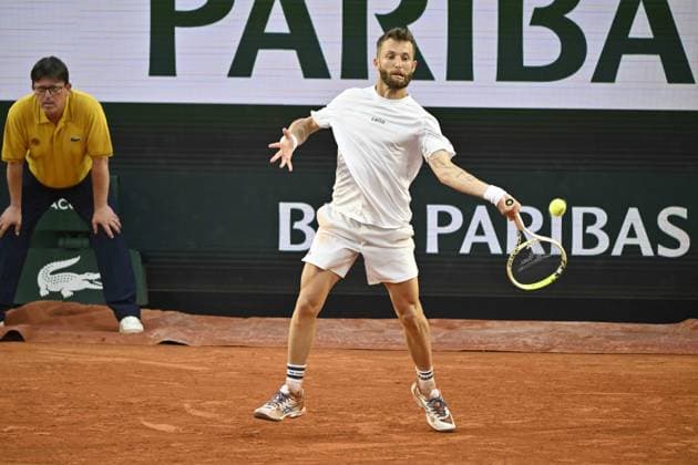 Tennis : Roland Garros 2025 - ITF - Tennis - Roland Garros 2025 - ITF - Corentin Moutet - France France  Copyright: xChryslenexCaillaudx xPsnewzx