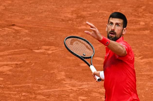 Roland Garros 2025: Novak Djokovic (SER) during the Men s Singles tennis match against Corentin Moutet on Suzanne Lenglen Court during the Grand Slam tennis tournament on May 29, 2025 at Roland Garros Stadium in Paris, France., France. - 29 05 2025 - France Ile-de-France (region) Paris -  JulienxMattiax xLexPictorium LePictorium_0309270