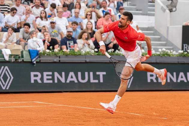 2025-05-29 French Open Roland Garros PARIJS, FRANCE - MAY 29: Novak Djokovic during the French Open at Roland Garros on May 29, 2025 in Parijs, France. Parijs Roland Garros France Content not available for redistribution in The Netherlands directly or indirectly through any third parties. Copyright: xMarleenxFouchierx