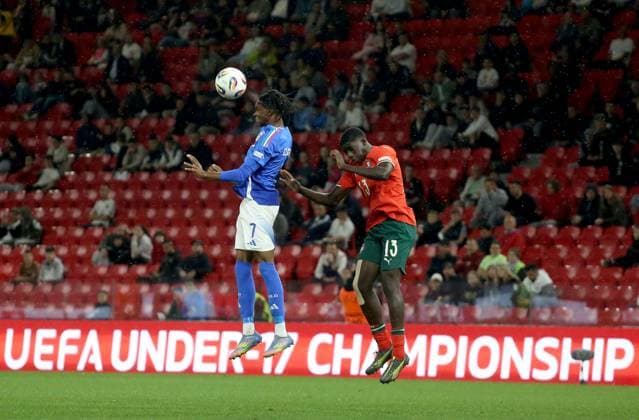Italy vs Portugal during the UEFA European Under-17 Championship 2024 25 semi-final, in Tirane, Albania on May 29, 2025. Destiny Elimoghale of Italy and Daniel Banjaqui of Portugal fights for the ball during the UEFA European Under-17 Championship 2024 25 semifinal football match Italy vs Portugal at the Arena Kombetare stadium in Tirana, Albania, on May 26, 2025. TIRANE ALBANIA Copyright: xMALTONxDIBRAx