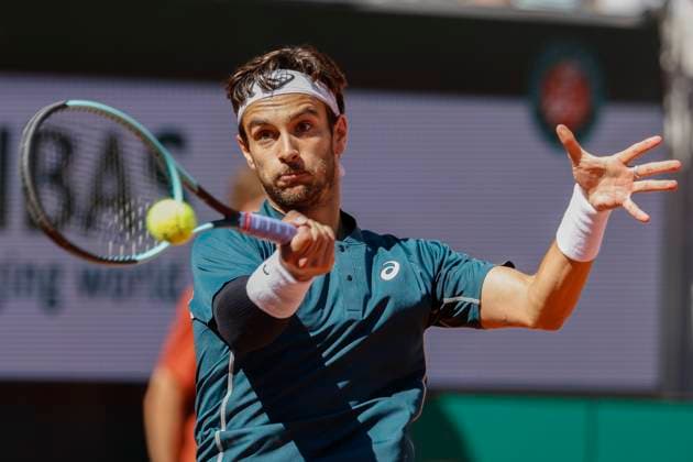 Sport Bilder des Tages May 30, 2025, Paris, Paris, France: Lorenzo Musetti (ITA) in action during the tennis Grand Slam of Roland Garros 2025, match between Lorenzo Musetti (ITA) and Mariano Navone (ARG) at Roland Garros Stadium - on May 30 2025.Paris - France Paris France - ZUMAb253 20250530_zsp_b253_015 Copyright: xLoicxBaratouxx