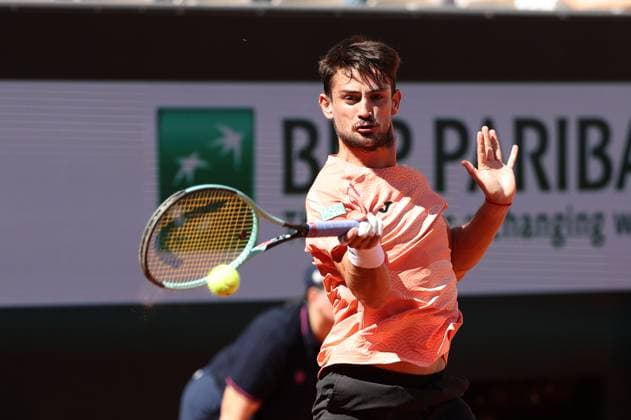 ROLAND GARROS 2025 Thierry Larret MAXPPP - PARIS (75) 30 05 2025 Thierry Larret Maxppp. Tennis. Roland Garros 2025. Internationaux de France de tennis. Stade Roland Garros, Paris (75). Le 30 mai 2025. Court Suzanne Lenglen : Lorenzo MUSETTI (ITA) vs Mariano NAVONE (ARG) - Tennis. Roland Garros 2025. French Open tennis tournament. Roland Garros Stadium, Paris (75) PARIS (75) STADE ROLAND GARROS PARIS ILE DE FRANCE FRANCE  Copyright: xMAXPPPxThierryxLarretx TLR202505305108 TLR202505305108