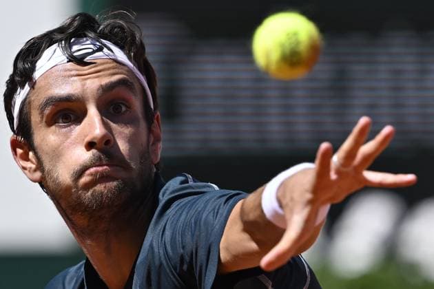 2025 Roland-Garros - Day 6 PARIS, FRANCE - MAY 30: Lorenzo Musetti of Italy in action against Mariano Navone (not seen) of Argentina during their men s singles match on day 6 of the French Open tennis tournament on Court Suzanne-Lenglen in Paris, France on May 30, 2025 Burak Akbulut Anadolu Paris France. Editorial use only. Please get in touch for any other usage.  Copyright: x2025xAnadoluxBurakxAkbulutx