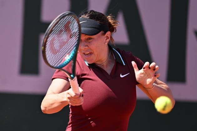 2025 Roland-Garros - Day 6 PARIS, FRANCE - MAY 30: Amanda Anisimova of United States in action against Clara Tauson (not seen) of Denmark during their women s singles match on day 6 of the French Open tennis tournament on Court Suzanne-Lenglen in Paris, France on May 30, 2025. Mustafa Yalcin Anadolu Paris France. Editorial use only. Please get in touch for any other usage.  Copyright: x2025xAnadoluxMustafaxYalcinx