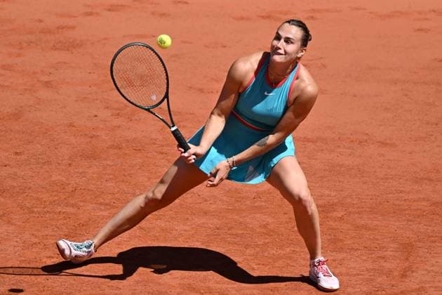 2025 Roland-Garros - Day 6 PARIS, FRANCE - MAY 30: Aryna Sabalenka in action against Olga Danilovic (not seen) of Serbia during their women s singles match on day 6 of the French Open tennis tournament at the Roland-Garros Complex in Paris, France on May 30, 2025. Mustafa Yalcin Anadolu Paris France. Editorial use only. Please get in touch for any other usage.  Copyright: x2025xAnadoluxMustafaxYalcinx