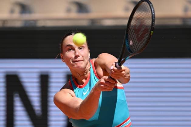 2025 Roland-Garros - Day 6 PARIS, FRANCE - MAY 30: Aryna Sabalenka in action against Olga Danilovic (not seen) of Serbia during their women s singles match on day 6 of the French Open tennis tournament on Court Philippe-Chatrier in Paris, France on May 30, 2025. Mustafa Yalcin Anadolu Paris France. Editorial use only. Please get in touch for any other usage.  Copyright: x2025xAnadoluxMustafaxYalcinx